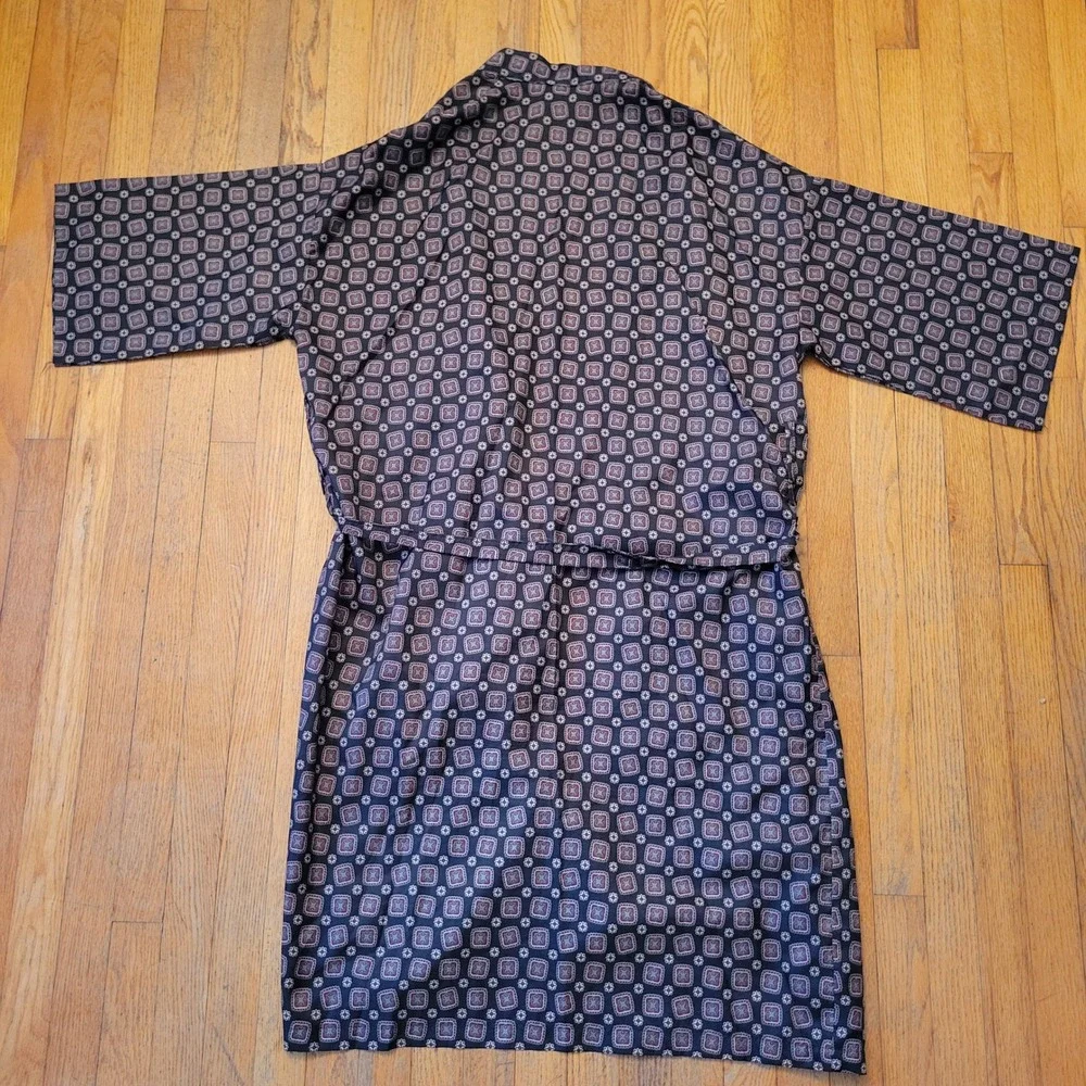 Bill Blass OS Robe Navy Blue Medallion Print Vintage USA Menswear Smoking Jacket